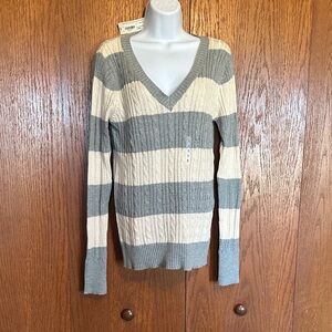 Arizona Jean Company Striped V-Neck Sweater in Gray & Cream